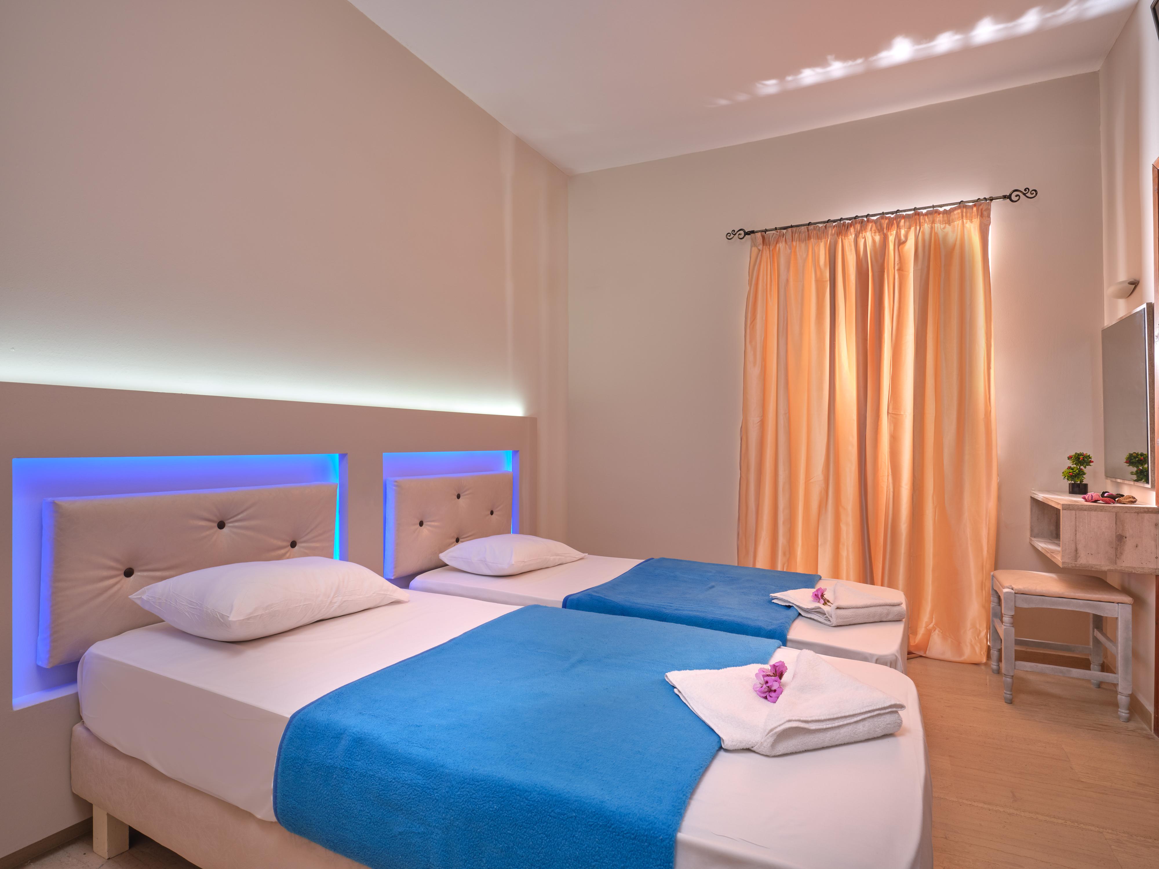 Savvas Hotel (Adults Only) ラガナス エクステリア 写真