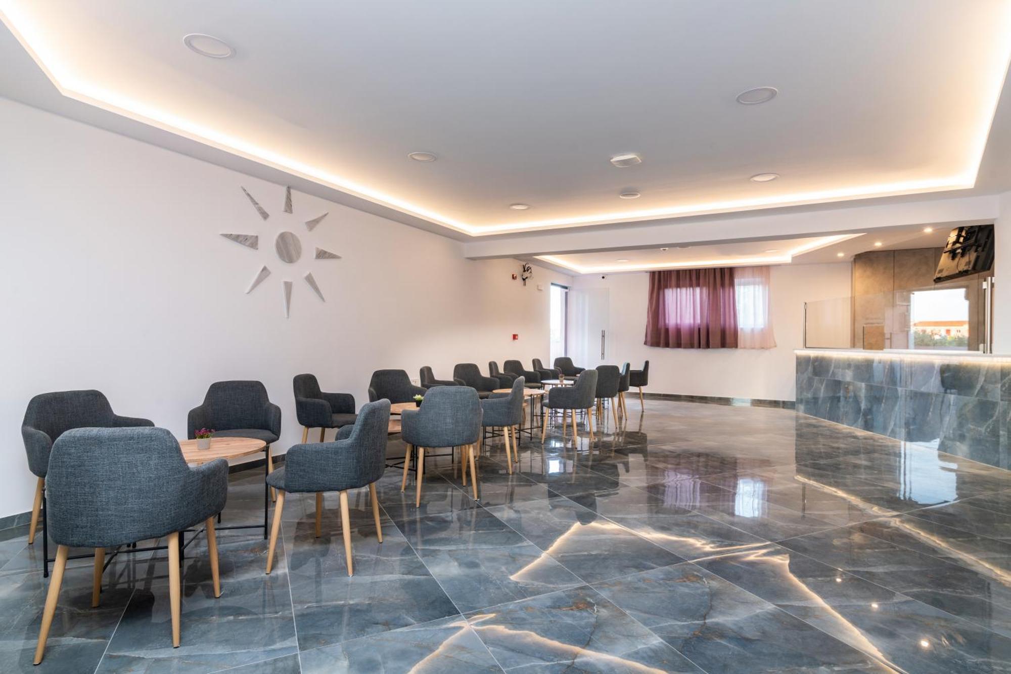 Savvas Hotel (Adults Only) ラガナス エクステリア 写真